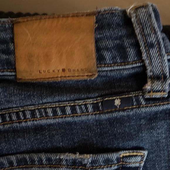 Lucky Brand Relaxed Fit Dark Blue Jeans - Picture 5 of 6